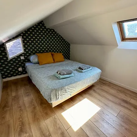Charming Duplex In The Heart Of Fontainebleau